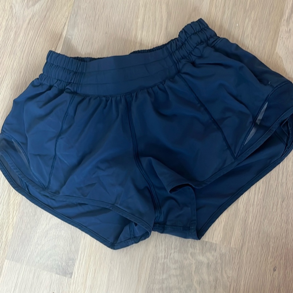 Navy lululemon hotty hot 2.5 shorts